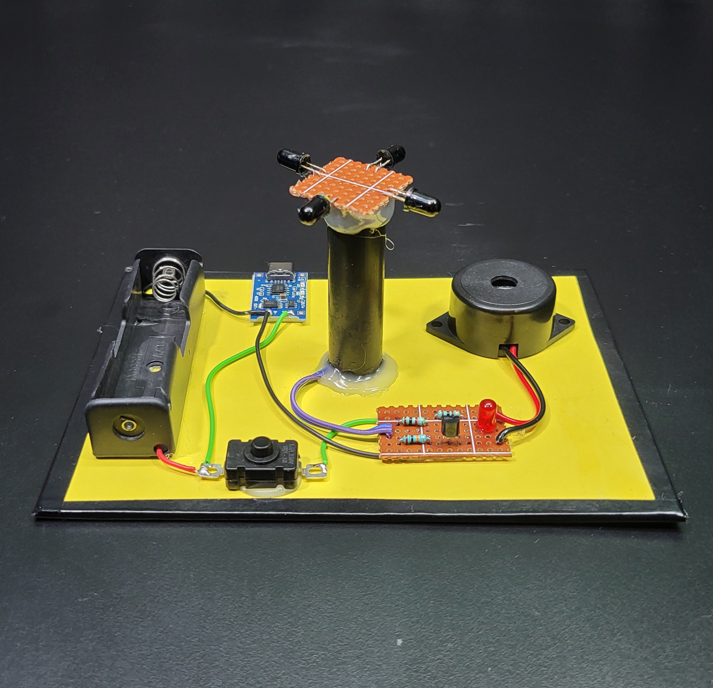 360-degree automatic fire detection alarm circuit with rechargeable battery, designed for school science projects and exhibitions.